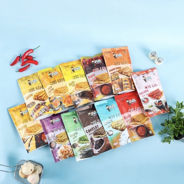 Mie lidi si umang siumang  snack mi lidi pedas jajanan 